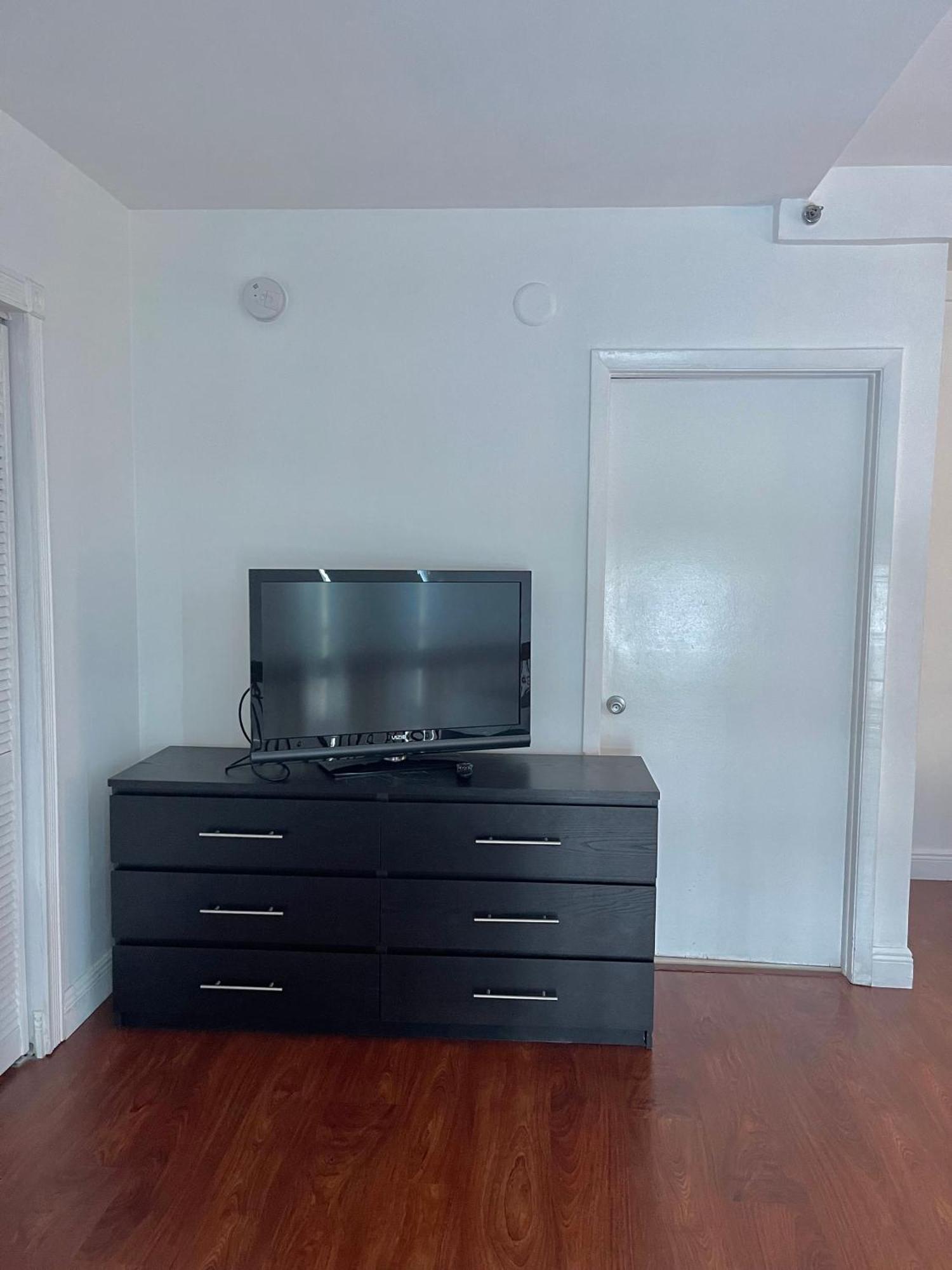 New Point Miami Beach Apartments ภายนอก รูปภาพ
